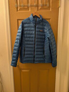 Patagonia Down Jacket - Blue - Medium